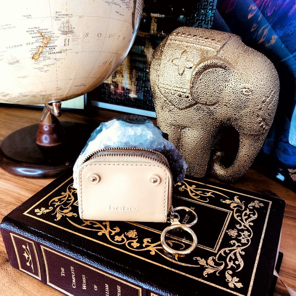 BEBE Beige Coin Purse GUC